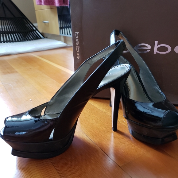 Bebe Black Patent Leather Slingback heels sz 6 - Picture 7 of 8